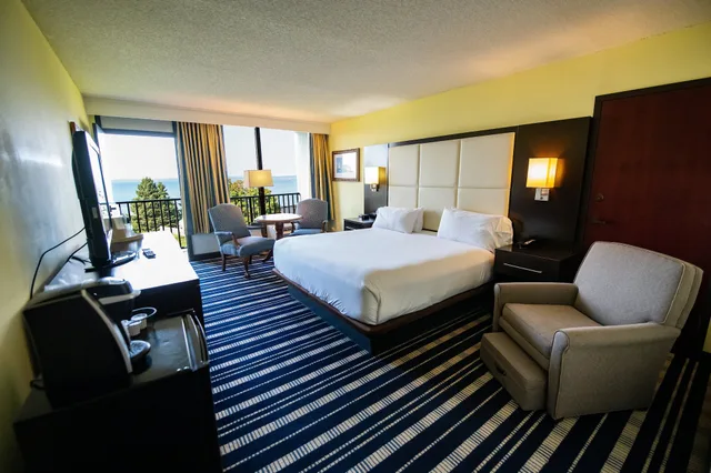 Premium, King Bed, Ocean Front، Holiday Inn Resort Bar Harbor Acadia Natl Park 4/7