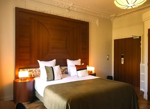 غرفة تنفيذية بسرير كوين وسرير فردي، HOTEL D'ARGENSON 3/6