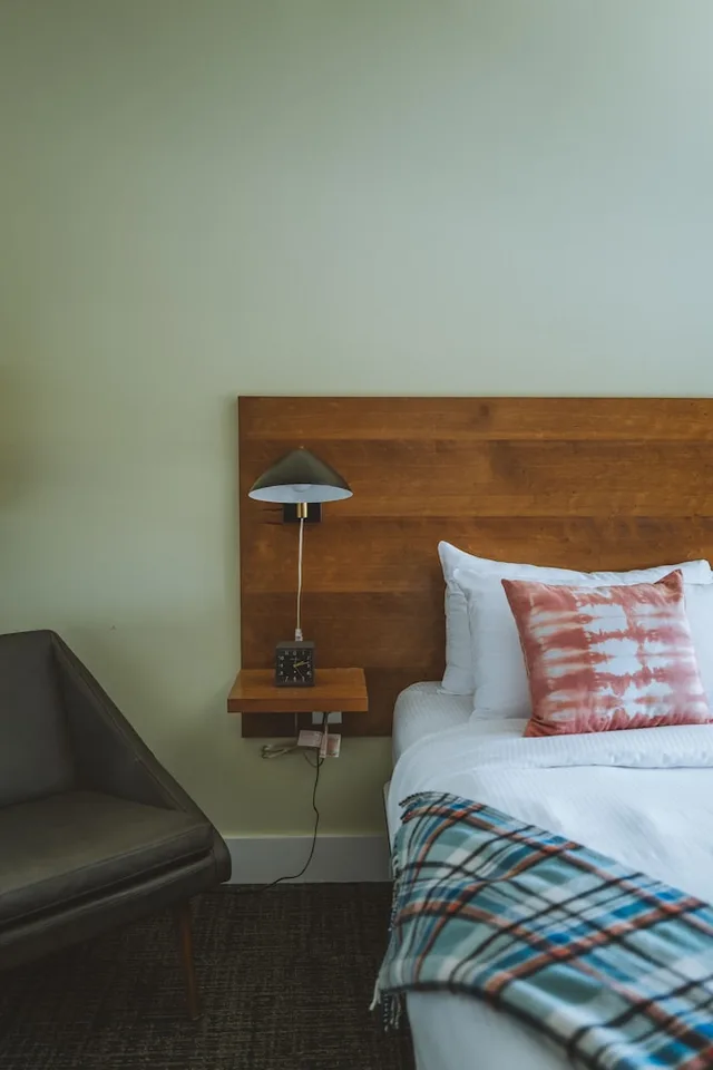 غرفة ديلوكس بسرير كينج، Days Inn - Raleigh Downtown 1/2
