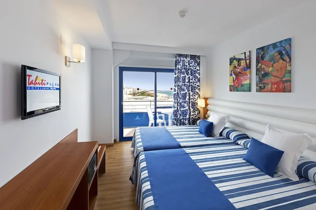 غرفة سوبيريور بسريرين مزدوجين بإطلالة على المسبح، Hotel Tahiti Playa 4/8