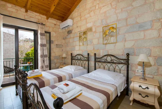 فيلا سوبيريور بسرير كوين وسريرين منفصلين بغرفتي نوم مع أريكة بمسبح خاص، Villa Constancia 2/10