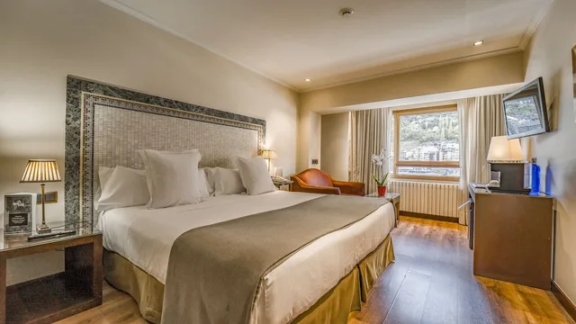 غرفة سوبيريور بسريرين منفصلين، Roc Blanc Hotel & Spa 3/8