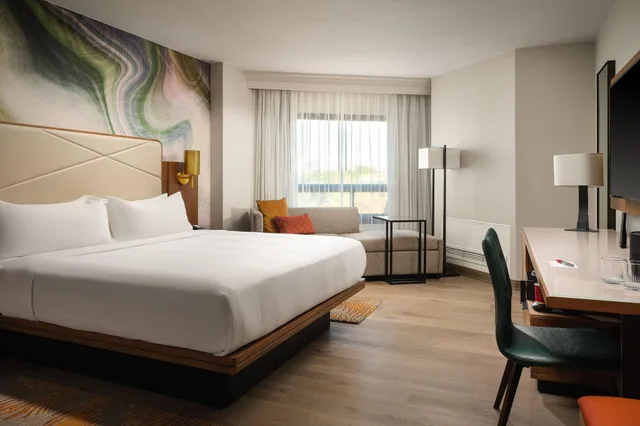 غرفة بسرير كينج، Fort Collins Marriott 1/6
