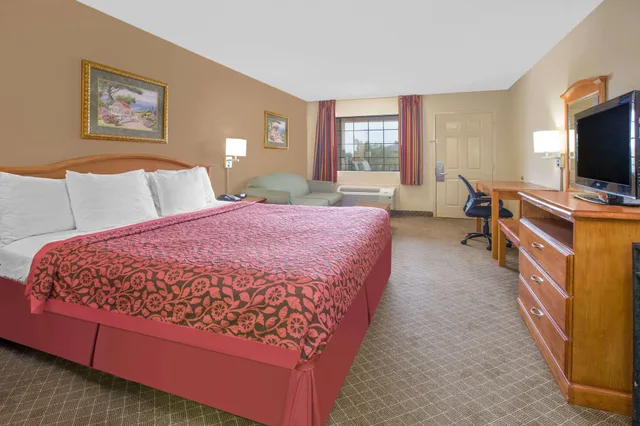 غرفة قياسية بسرير كينج، Days Inn by Wyndham Ruston LA 1/7