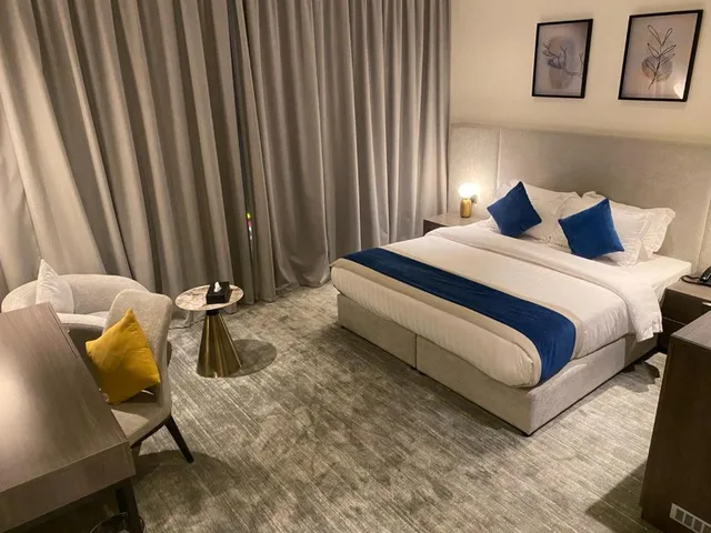 غرفة بسرير كينج، فندق سافوي(Savoye Hotel) 4/10