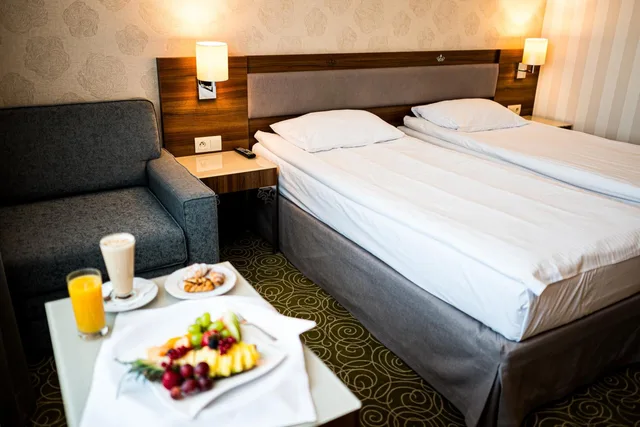 غرفة بسريرين منفصلين، Hotel Lord 6/10