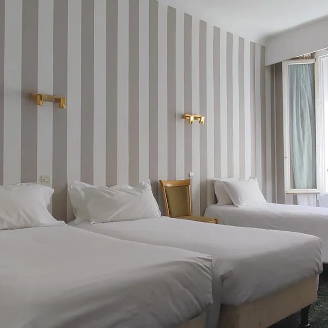 غرفة ثلاثية، GRAND HOTEL DU HAVRE 1/10