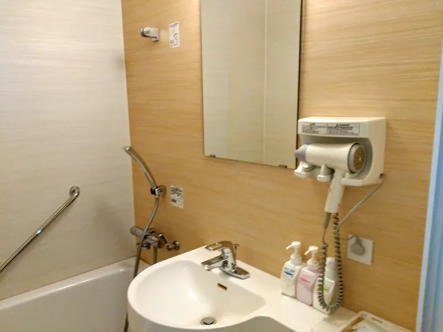 غرفة ثلاثية بسريرين منفصلين مع أريكة، Hotel Sunlife 2/2