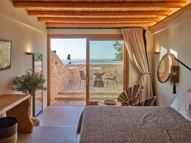 Cave, Suite, Queen Bed, Sea View، Mythic Paros 1/1