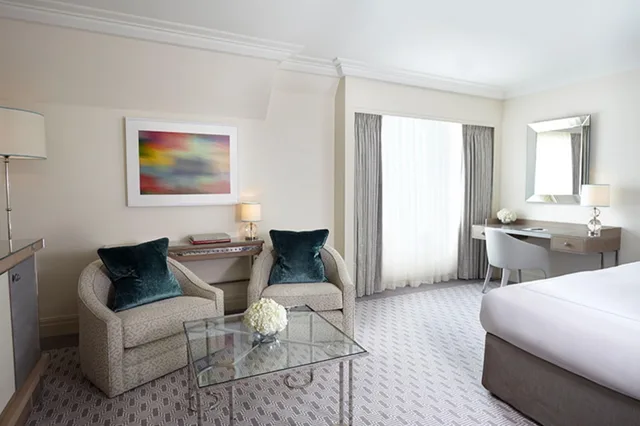 Belgravia, Twin Beds، THE BERKELEY HOTEL 3/5