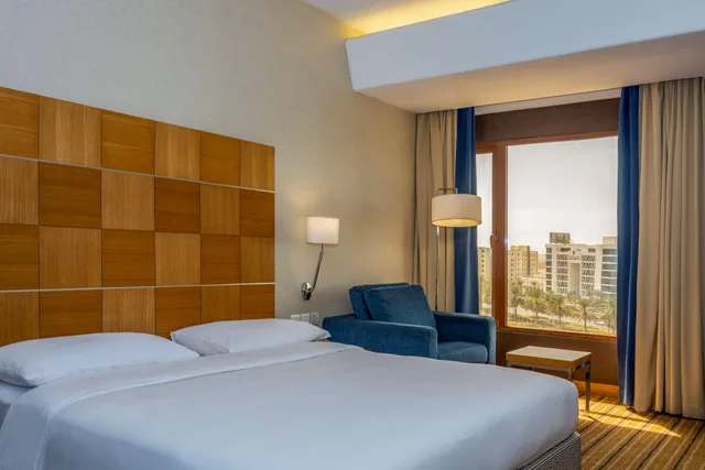 غرفة قياسية، Golden Tulip Muscat 2/3