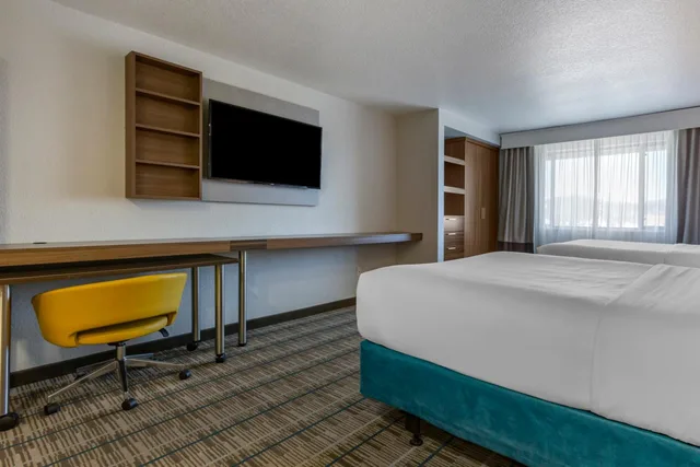 غرفة قياسية بسريرين كوين لذوي الإعاقة، MainStay Suites Coeur d Alene, ID 5/8