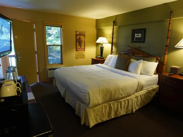 غرفة قياسية بسرير مزدوج، Outbound Mammoth 2/3