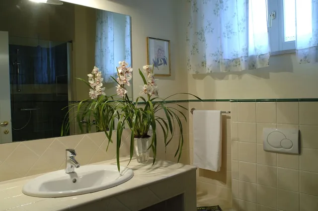 2 Bedrooms, Apartment, Queen and Twin Beds, Garden Area، Relais Corte Paradiso 5/6