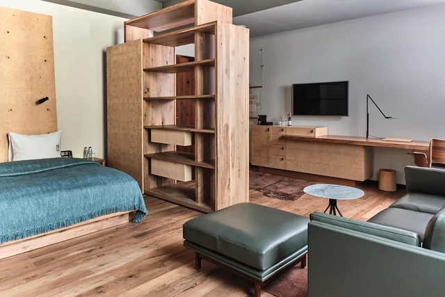 جناح جونيور بسرير كينج، Hotel Warszawa 5/10