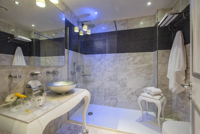 غرفة كلاسيكية ثلاثية، Carnival Palace Hotel 7/8