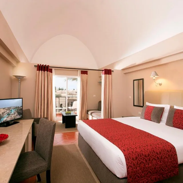 Superior, Family, Double or Twin Bed, Lateral Side Sea View، JAZ Makadina 2/5