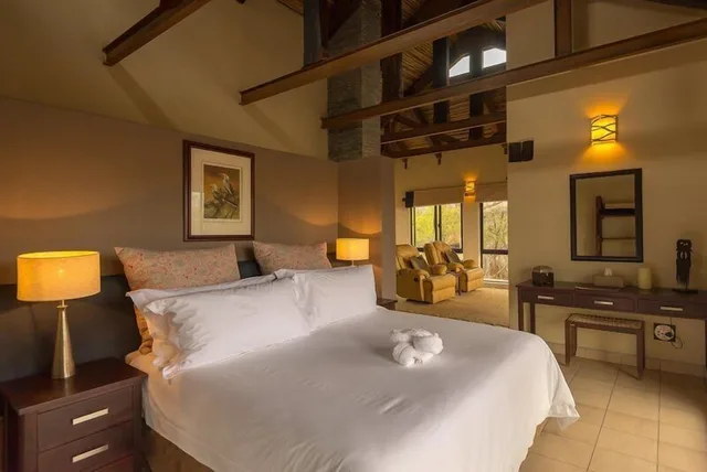 كوخ سوبيريور بسرير كينج بشرفة بغرفة نوم واحدة لذوي الإعاقة، Baobab Ridge Private Lodge 2/4