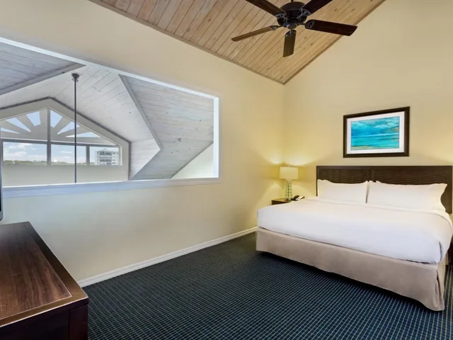 Villa, with View, Holiday Inn & Suites Clearwater Beach S-harbourside 2/5