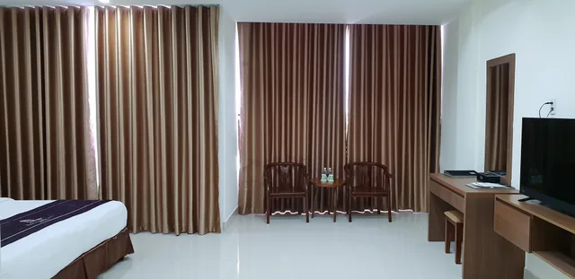 جناح تنفيذي بسرير مزدوج، Phu Cuong Beach Hotel 5/10