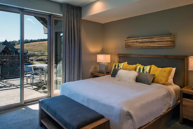 شقة سكنية غراند بسرير كينج بشرفة بغرفة نوم واحدة مع أريكة، The Grand Colorado on Peak 8 1/2