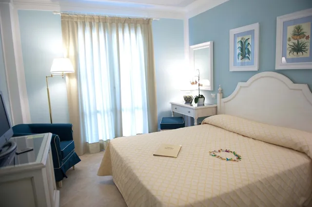 غرفة سوبيريور بسريرين منفصلين، Hotel Villa Daphne 3/6