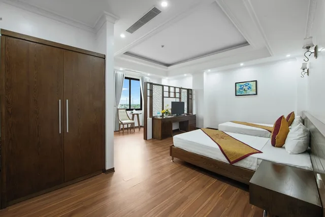 غرفة ديلوكس بسريرين منفصلين بإطلالة على المدينة بغرفة نوم واحدة بحمام خاص، Habana Hotel Thai Nguyen 1/3