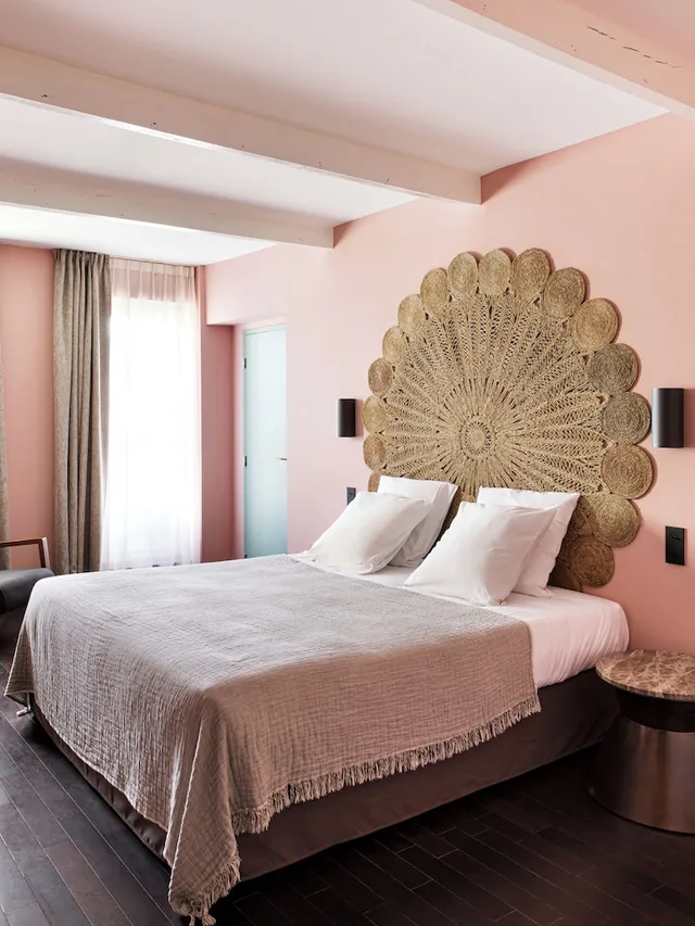 غرفة ديلوكس بسرير كوين بشرفة، New Hotel Le Quai Vieux Port 1/3