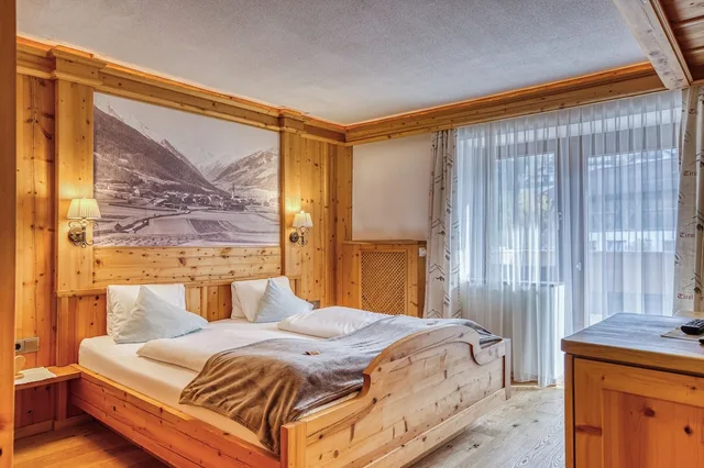 غرفة كومفورت بسرير كوين، Alpenhotel Stolz 6/10