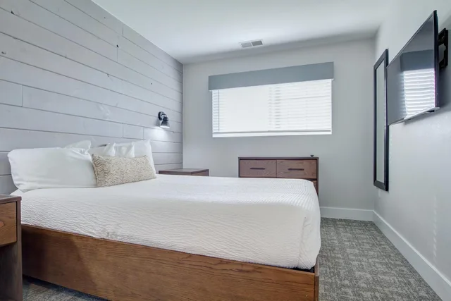 1 Bedroom, Tree Top, Premium، Pocono Mountain Villas MOD Collection by Sonesta 1/3