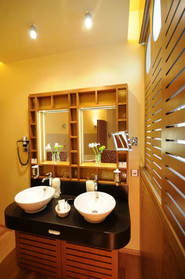 جناح بسرير كينج بحوض استحمام، Hotel Victoria, BW Signature Collection 4/4