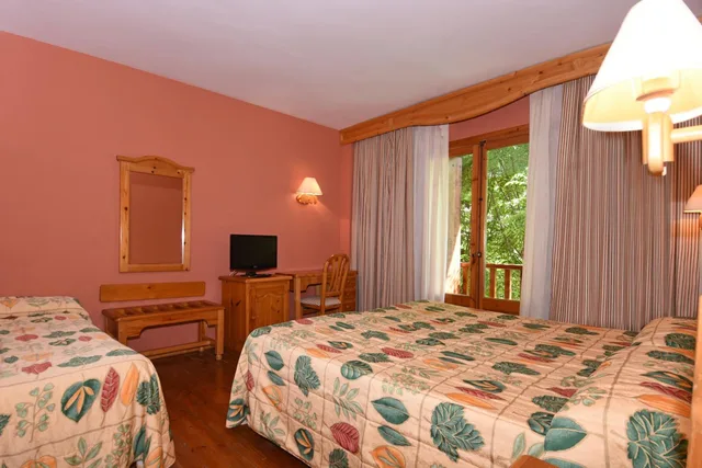 غرفة قياسية ثلاثية، Rvhotels Orri 4/9