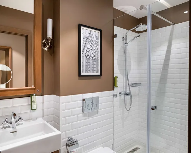 غرفة قياسية بسرير كوين، Best Western Plus Market Square Lviv 6/6