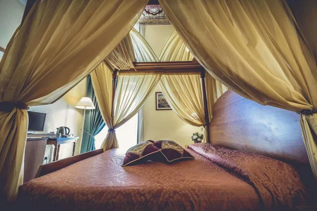 غرفة فاخرة بسرير مزدوج، Nuovo Albergo 2/4