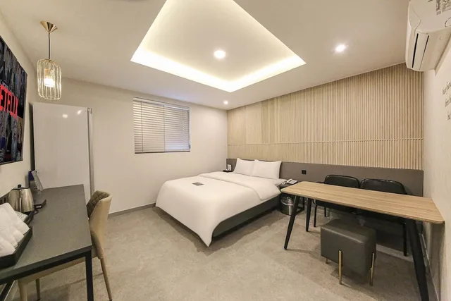 غرفة بريستيج بسرير مزدوج، Hotel 24st Urban Brown Seosan Lake Park 3/9