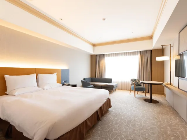 غرفة ديلوكس بسرير كينج، Hotel Okura Kobe 2/6