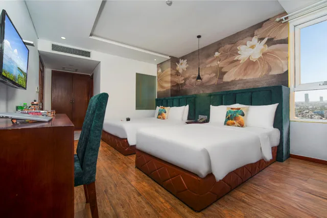 غرفة سوبيريور ثلاثية، Crystal Hotel 1/1