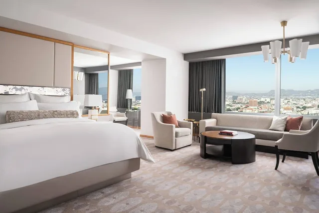 جناح جونيور بسرير كينج بإطلالة على المدينة، THE RITZ-CARLTON LOS ANGELES 1/6