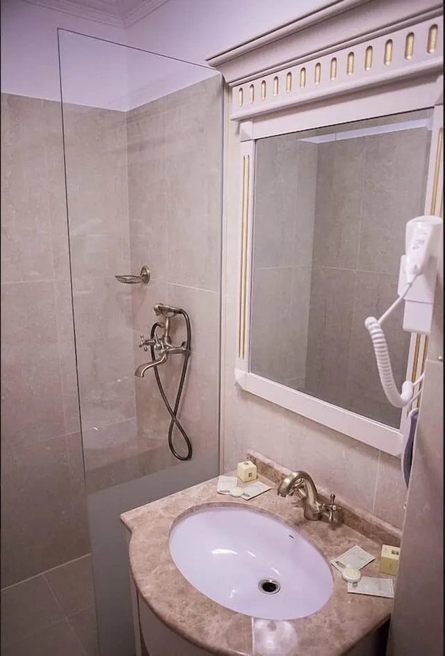 جناح بسرير فردي، Hotel Sulina International 2/2