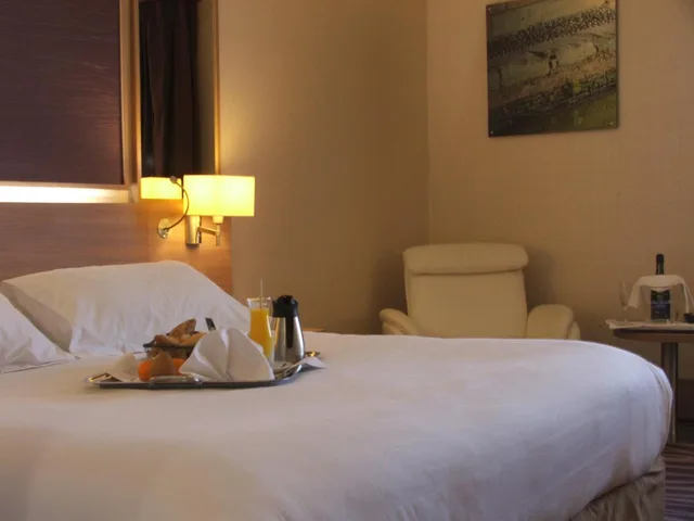 غرفة بسرير كينج، Plaza Hotel Capitole Toulouse 2/4