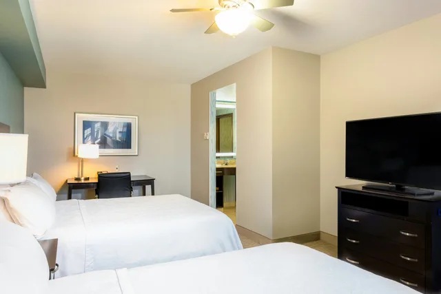جناح بسرير كينج وسريرين كوين لذوي الإعاقة، Homewood Suites by Hilton Port St Lucie-Tradition 2/10