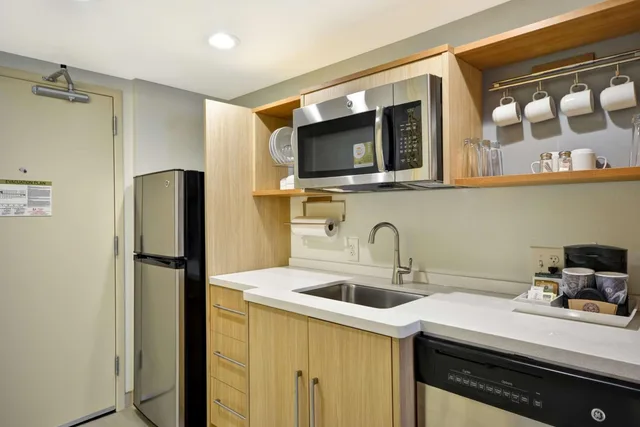 جناح بسرير كينج بغرفة نوم واحدة مع أريكة، Home2 Suites By Hilton Opelika Auburn 6/6
