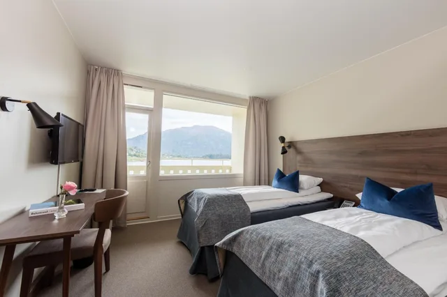 Superior, Twin Beds, with View, Modern Building، Kviknes Hotel 4/6