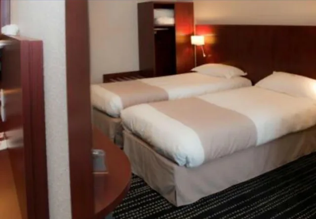 غرفة بسريرين منفصلين، Kyriad Saint Malo Ouest Dinard 3/8