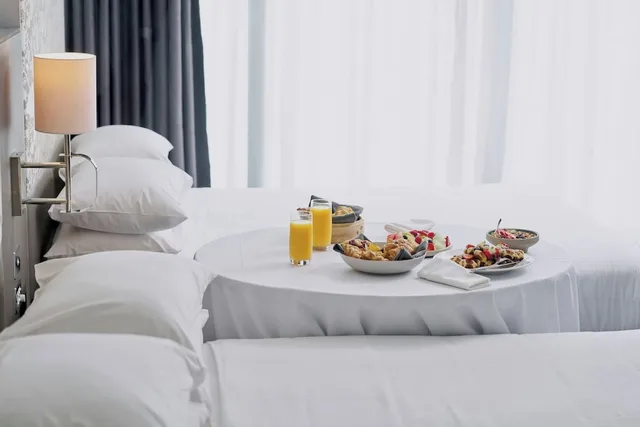 غرفة بسريرين مزدوجين بإطلالة على المدينة، Sheraton Melbourne Hotel 5/13