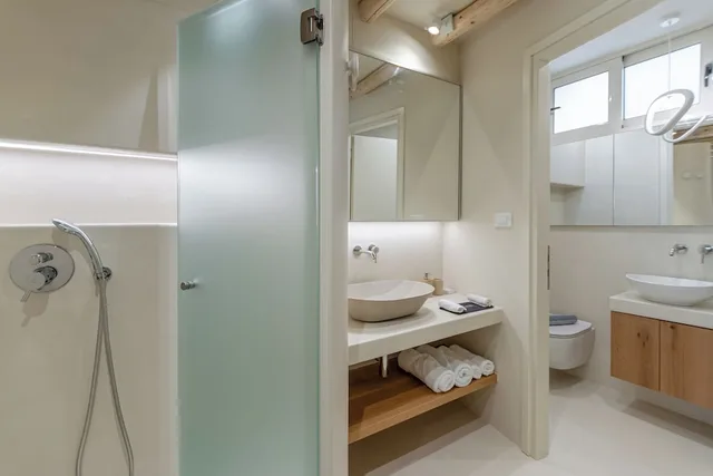 Semi Basement, Deluxe, Apartment, Double Bed, Antony Suites 10/10