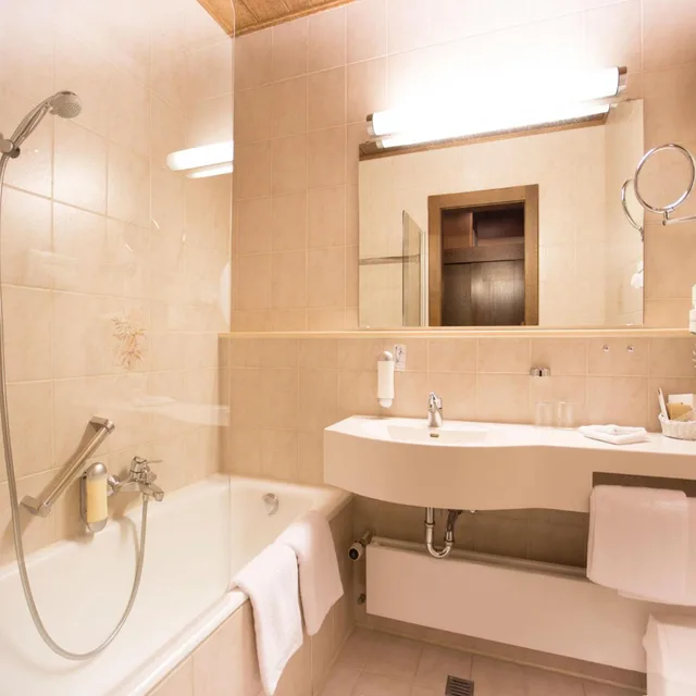 غرفة قياسية بسرير كينج، HOTEL MULLER 8/10
