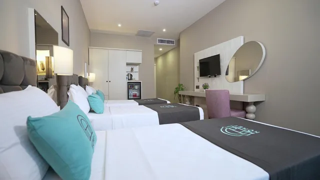 غرفة أساسية ثلاثية، Homey Airport Hotel 8/10