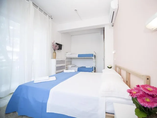 غرفة قياسية رباعية، Hotel Colombo 3/4