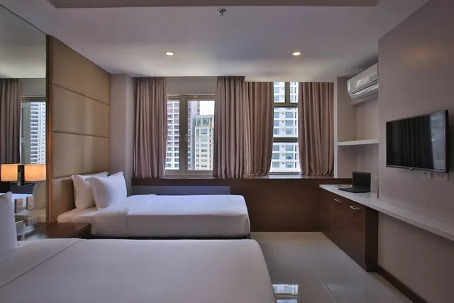 غرفة بريميير بسريرين منفصلين، Valero Grand Suite By Swiss-Belhotel Makati 1/8